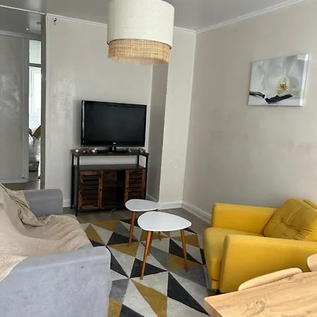 Habitación en casa particular Grand Stade *